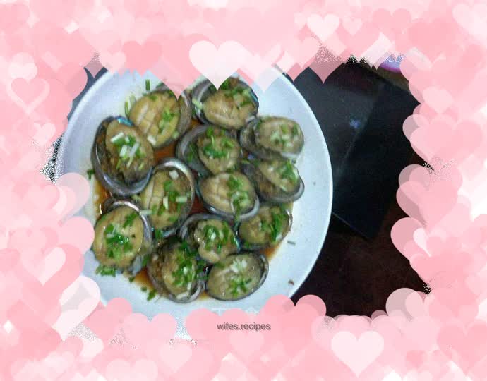 Steamed abalone with garlic vermicelli