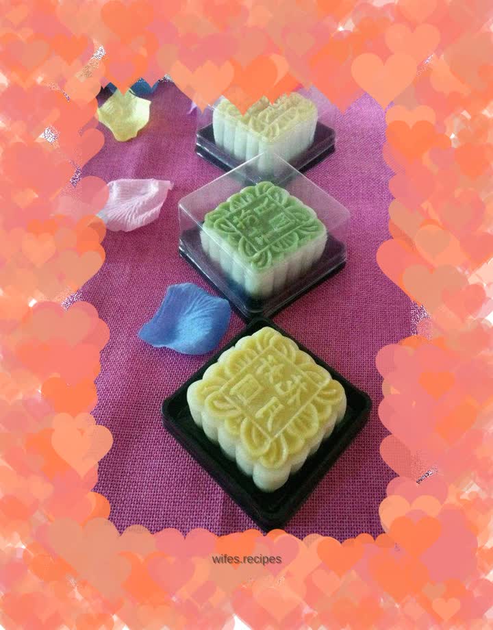 Snowskin mooncake