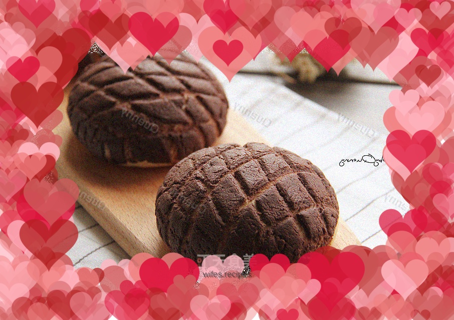 Cocoa Pineapple Bun