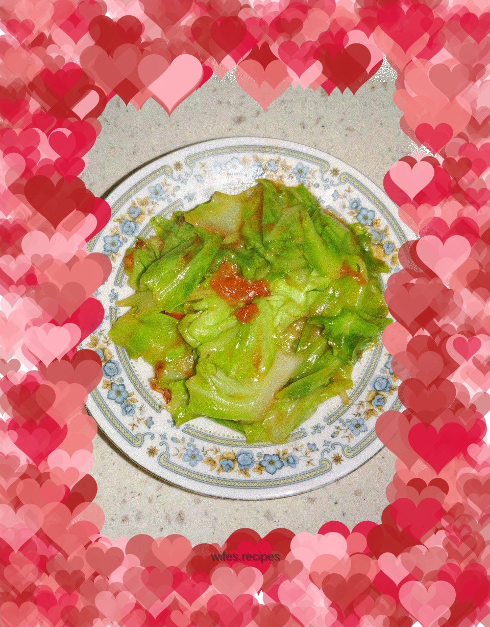 Stir-fried cabbage with tomatoes