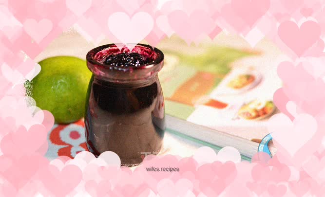 Homemade blueberry jam - pulp version