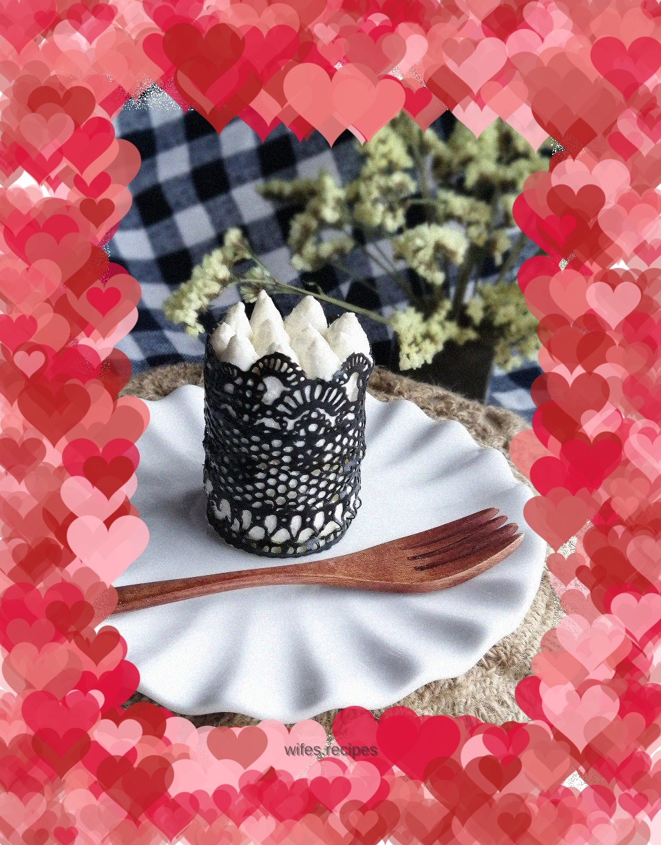 Edible lace - red bean paste lace