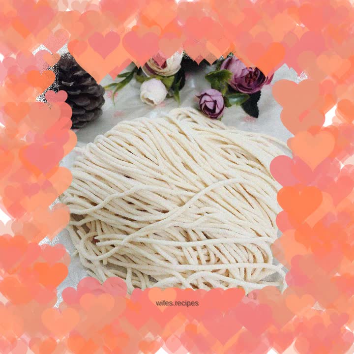Tomato noodles