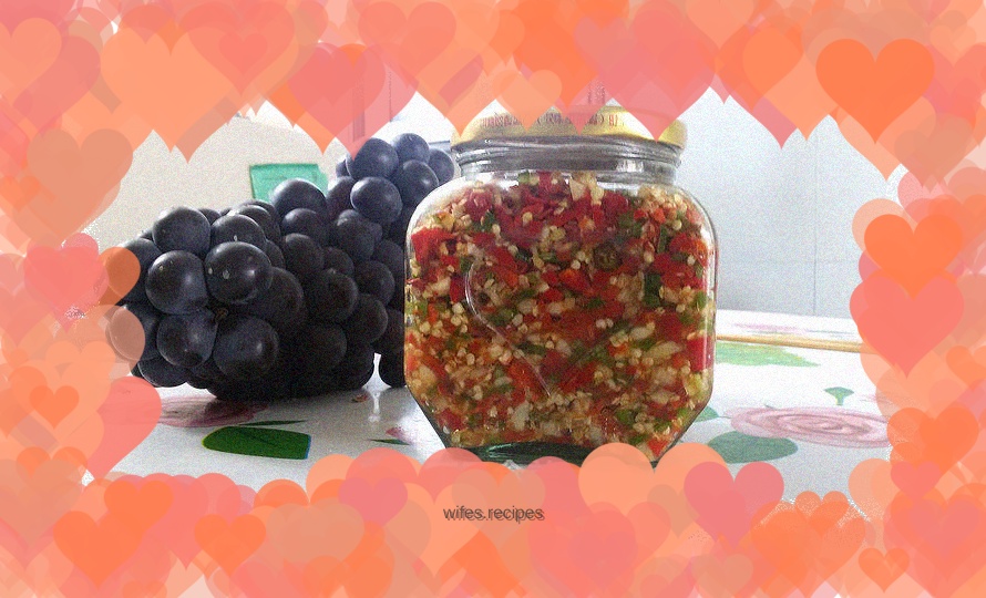 Homemade chili sauce