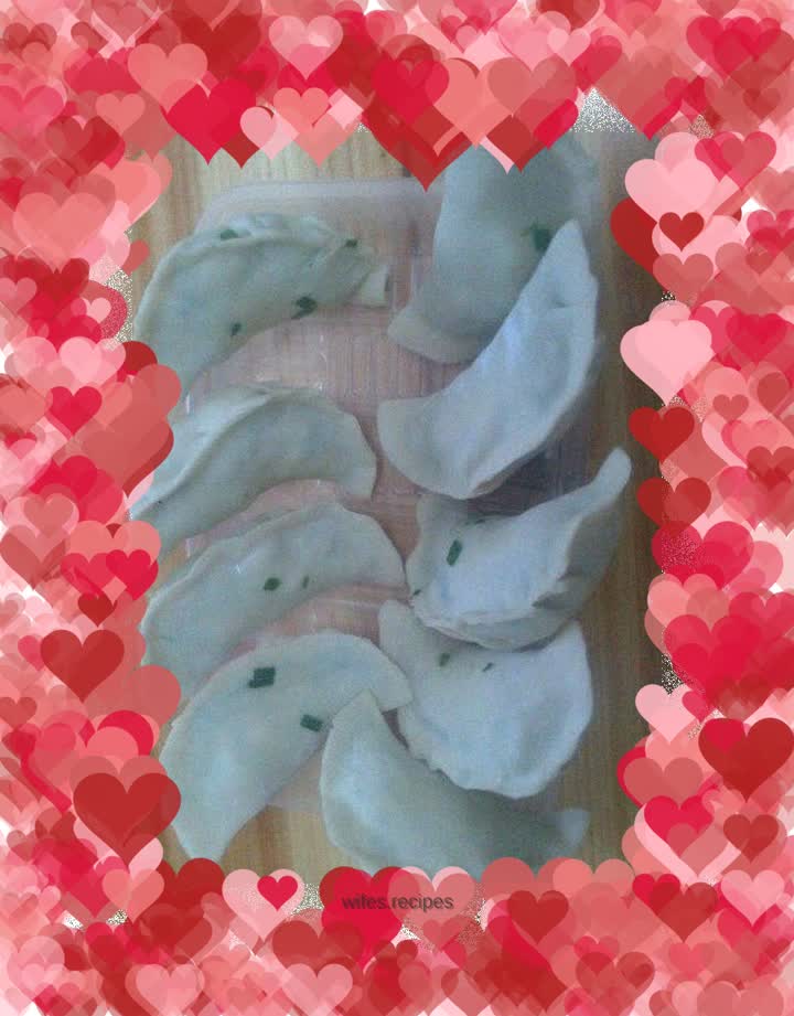 Leek, egg and shrimp dumplings