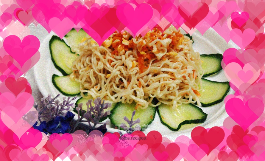 【Guangdong】Noodles with shredded carrots and eggs