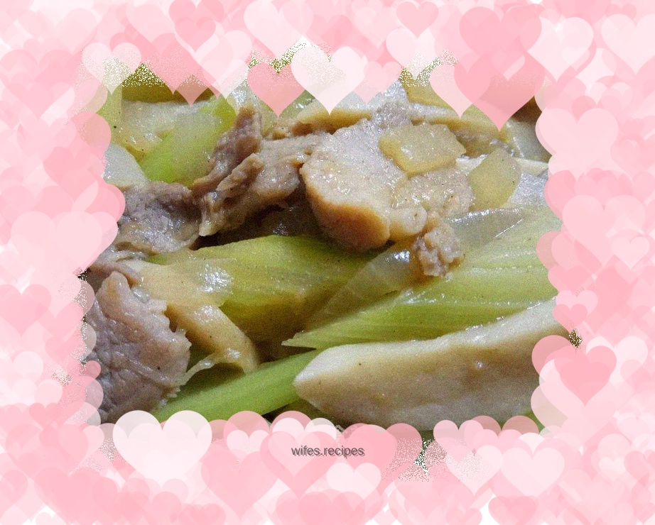 Braised king oyster mushrooms with celery and meat slices