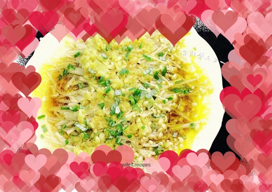 Steamed Enoki Mushrooms with Garlic