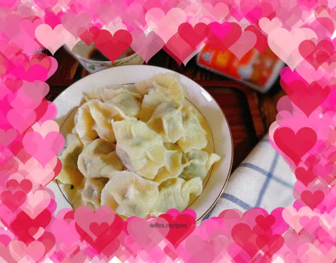 Dumplings stuffed with pork and cabbage