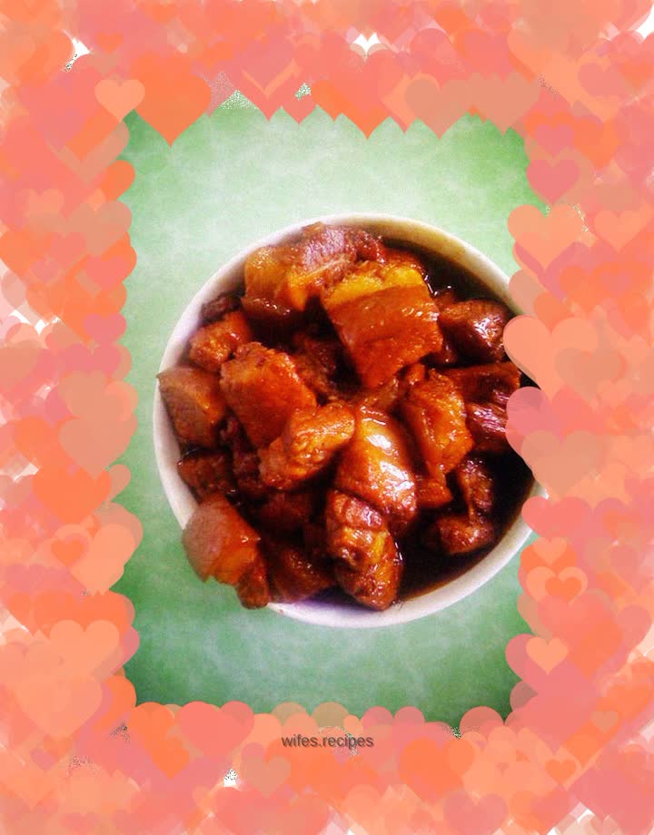 Delicious and fragrant braised pork