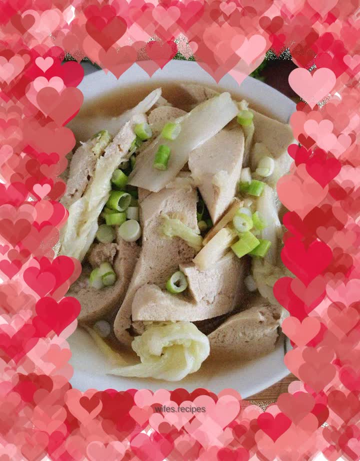 Frozen tofu stewed with cabbage