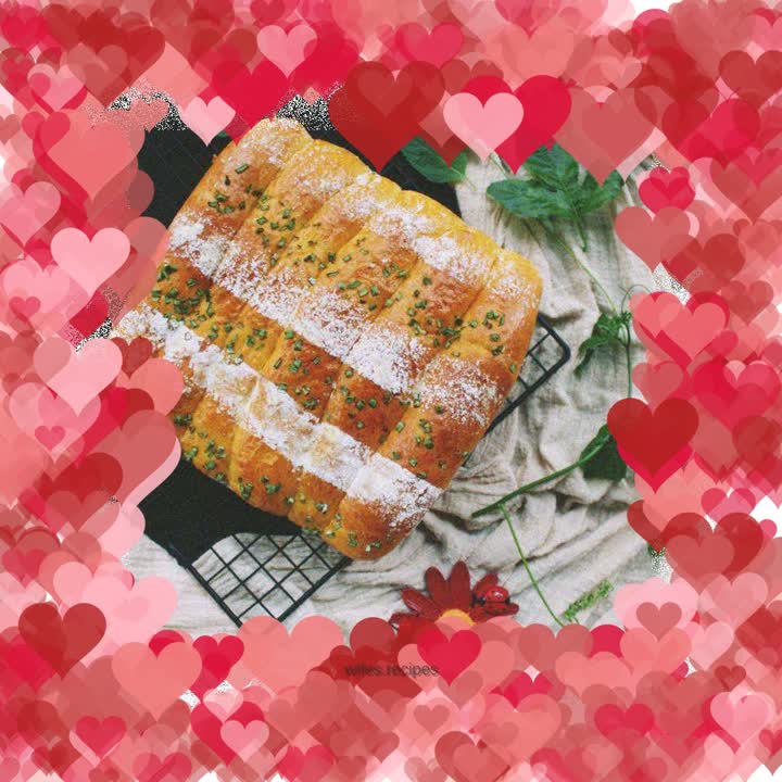 Pumpkin and onion-flavored pork floss steak buns