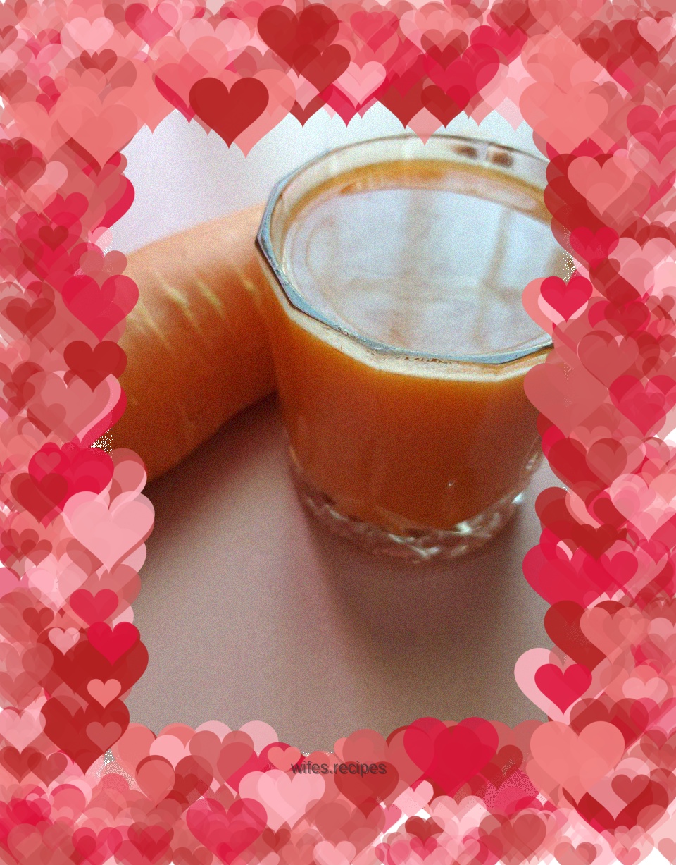Freshly squeezed carrot juice