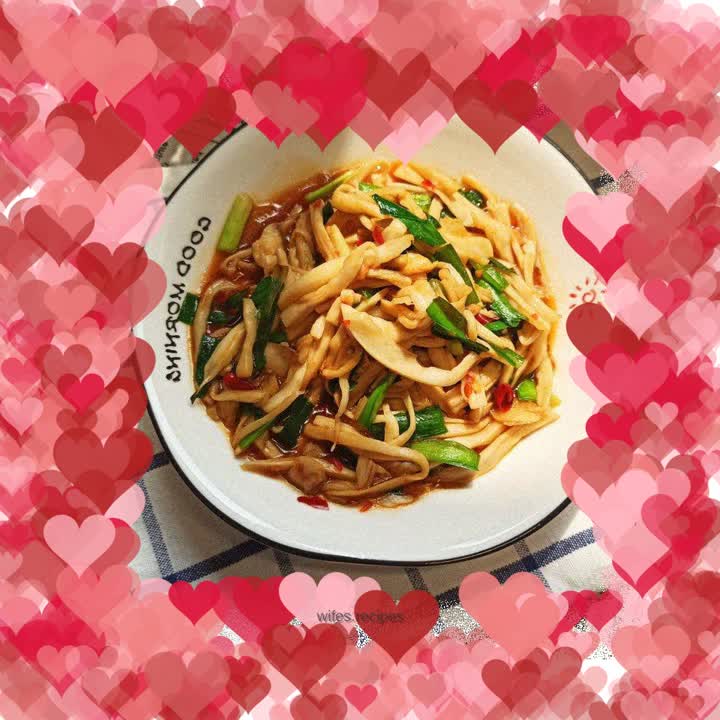 Stir-fried King Oyster Mushroom and Chives