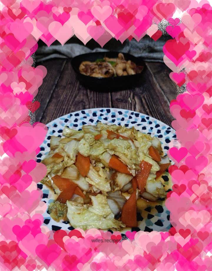 Vinegar cabbage slices