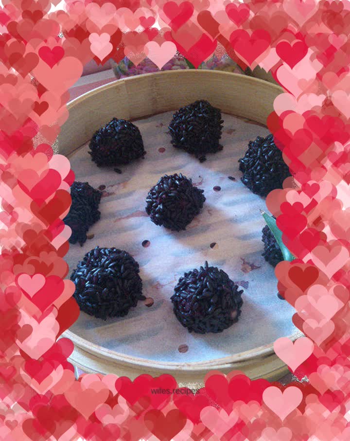 Glutinous Rice and Pearl Balls