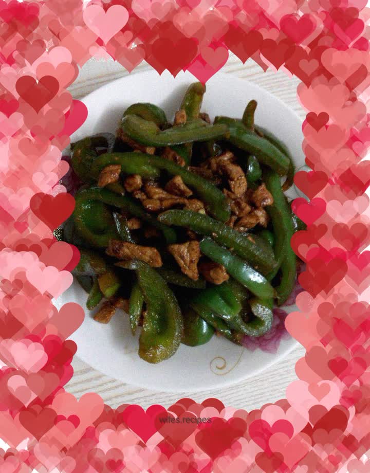 Fried pork with green pepper