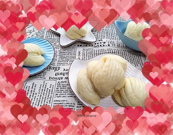 Salt and pepper, meat floss and conch rolls