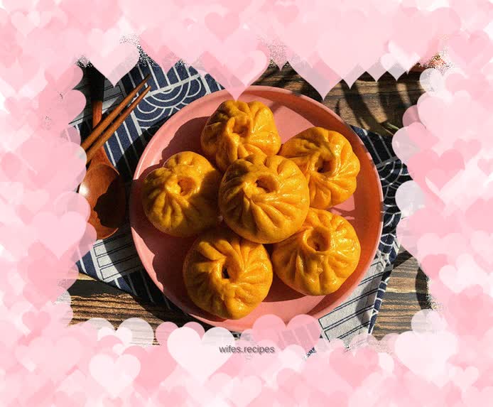 Pumpkin bean paste bun