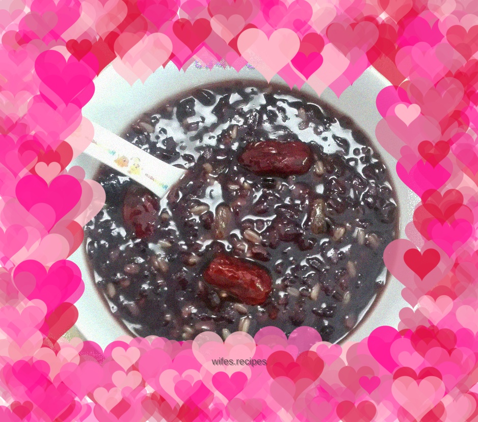 Beauty black rice oatmeal porridge (plus a little surprise)