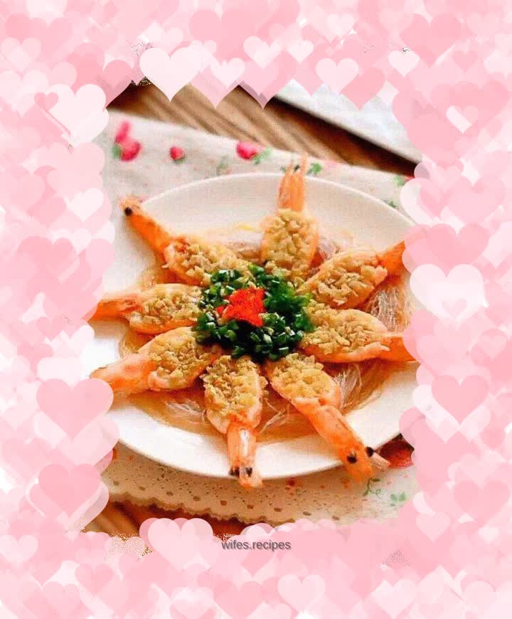 Garlic vermicelli with open-back shrimp