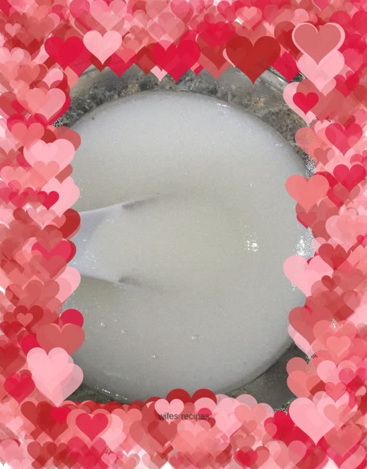 Tremella and winter melon soup