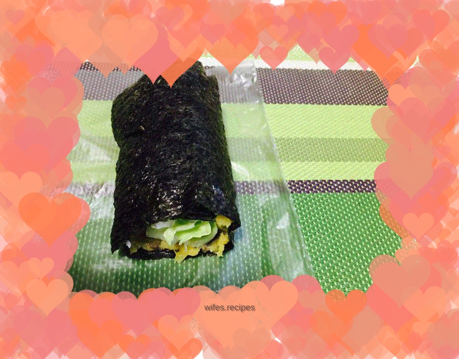 Black rice and sweet potato sushi roll