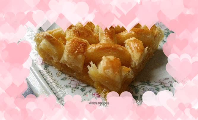 Thousand-feuille puff pastry pineapple pie