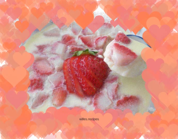 Strawberry milk stewed eggs