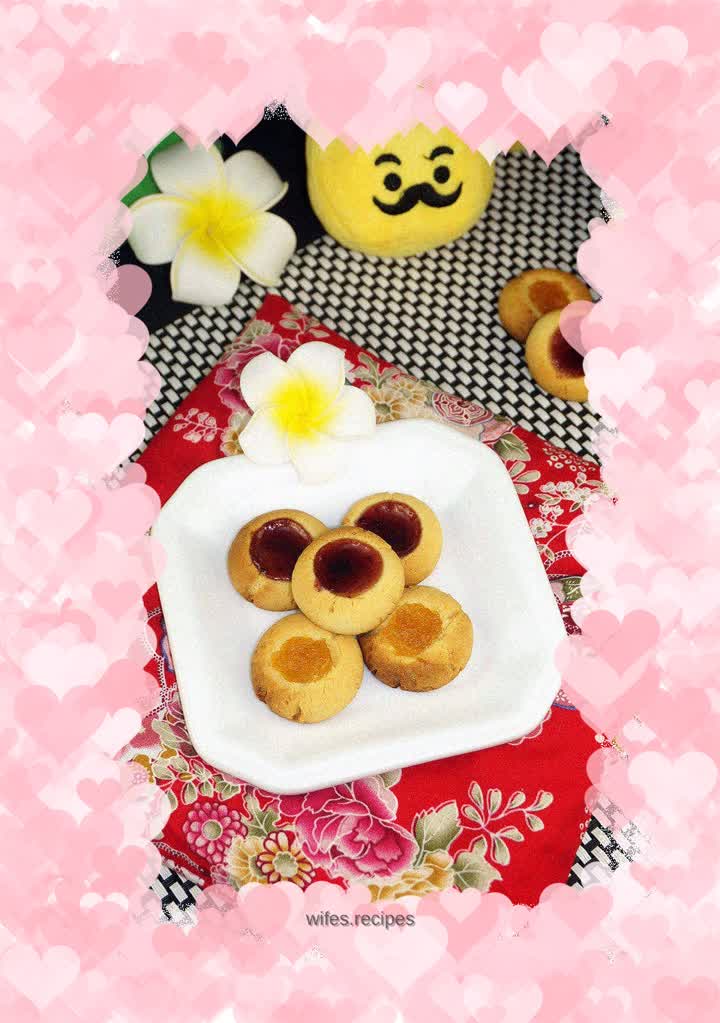 Milky Jam Shortbread