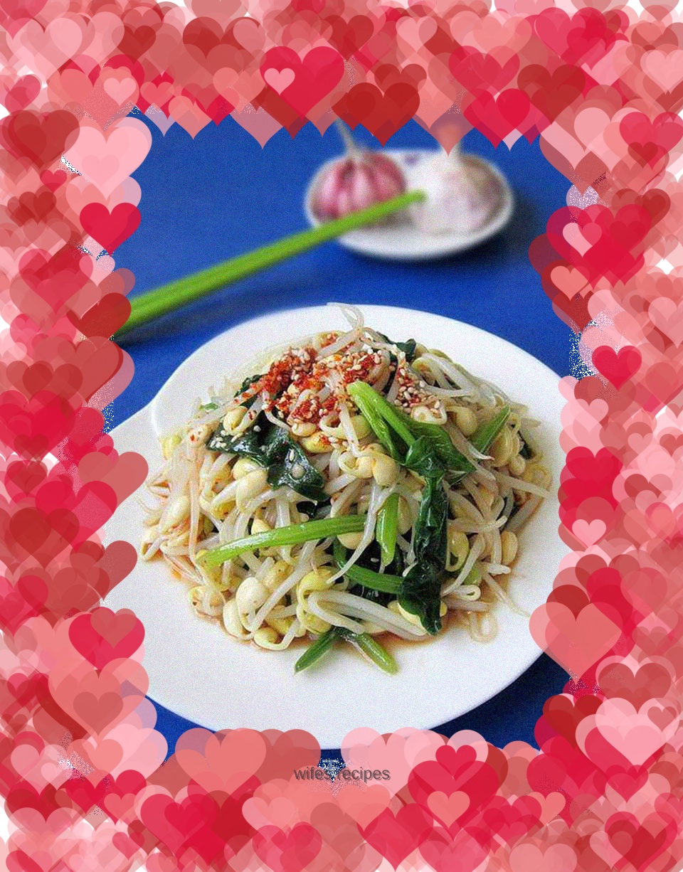 Homemade cold soybean sprouts