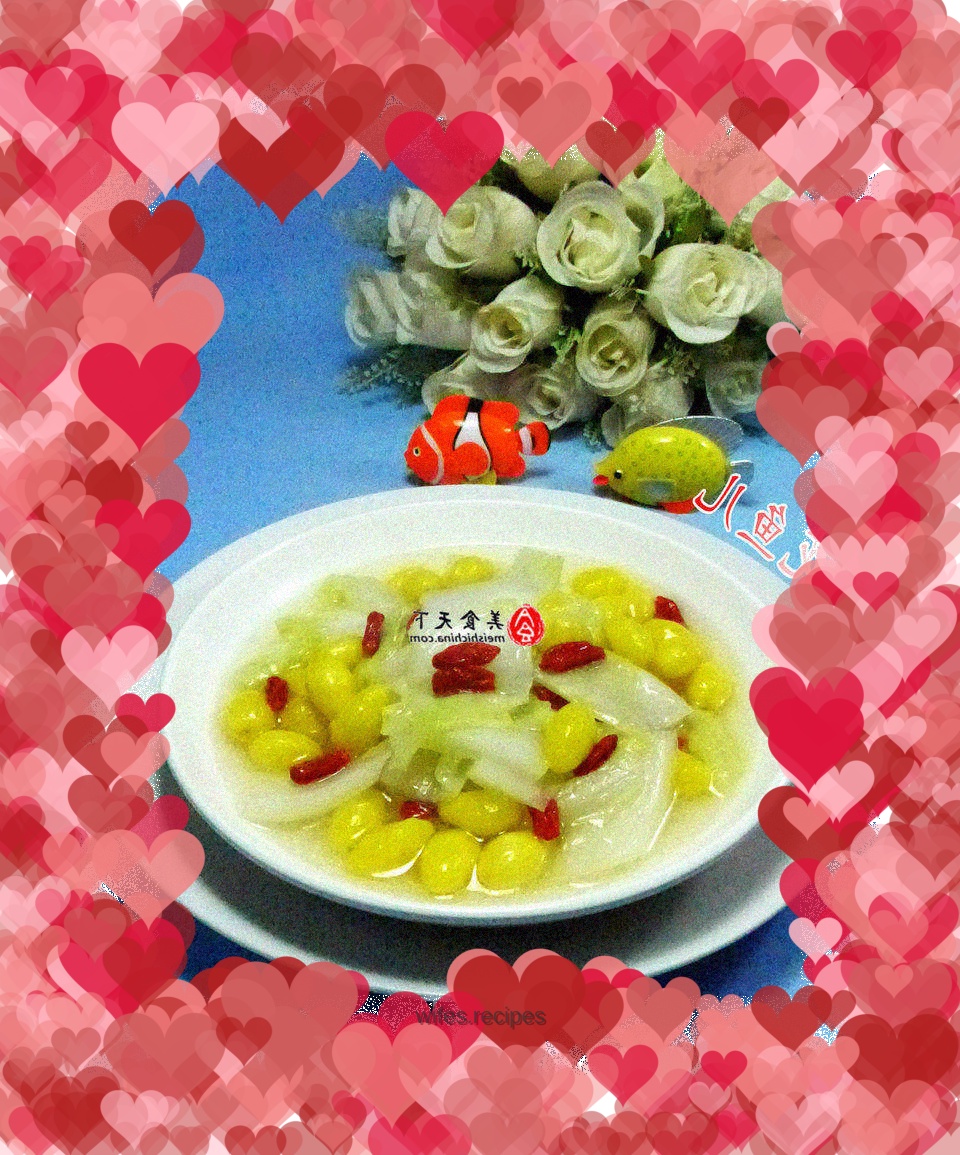 Stir-fried cabbage with ginkgo almonds