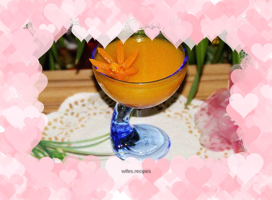 Make your own healthy juice---mango juice