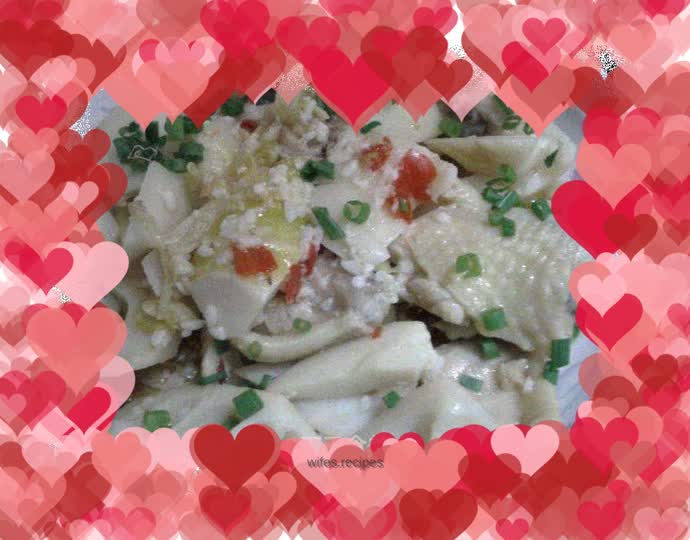 Chicken Wings Stuffed with Spring Bamboo Shoots and Chopped Peppers