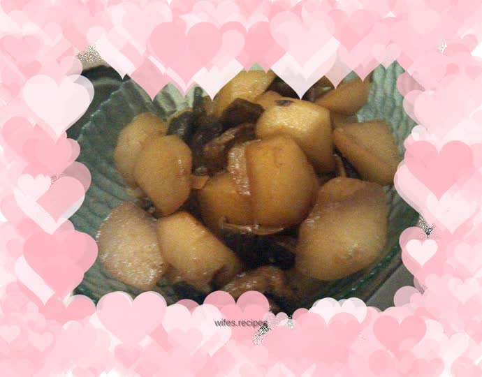 Braised radish with mushrooms