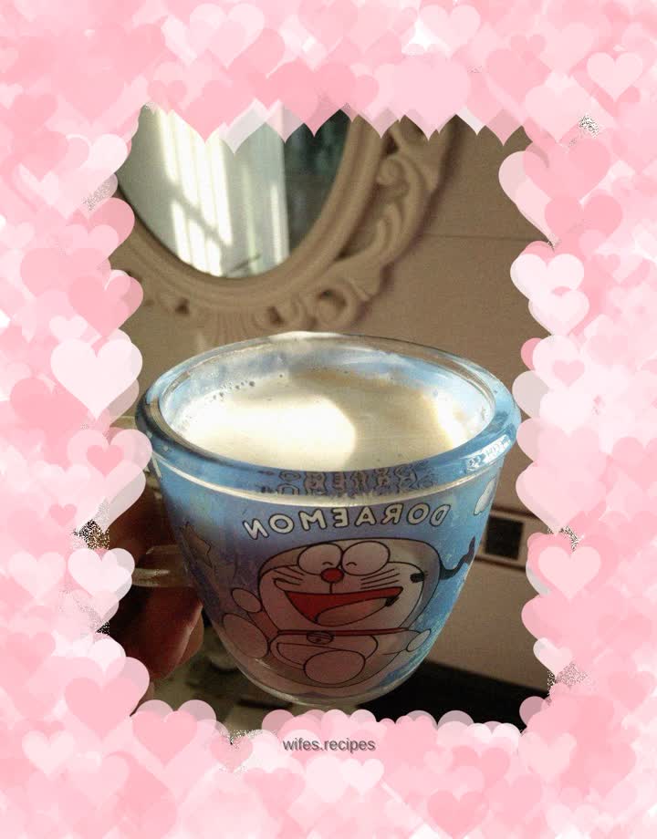 Banana milkshake