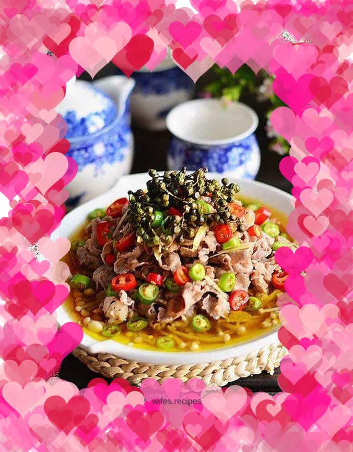 Beef with Vine Pepper and Enoki Mushroom