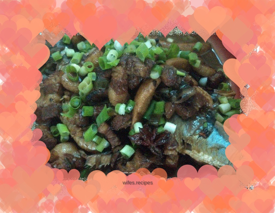 Herring grilled with pork belly