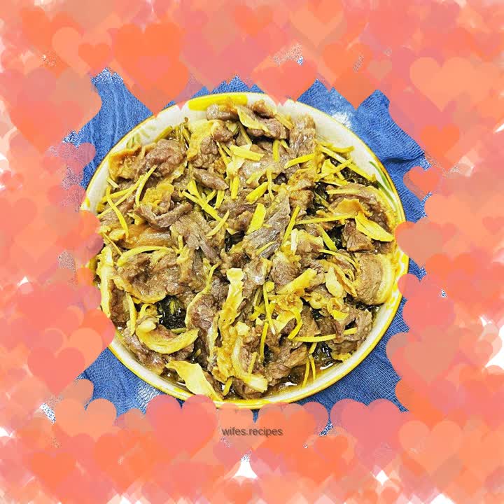 Steamed beef brisket with pickles