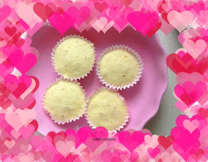 Oil-free steamed cake