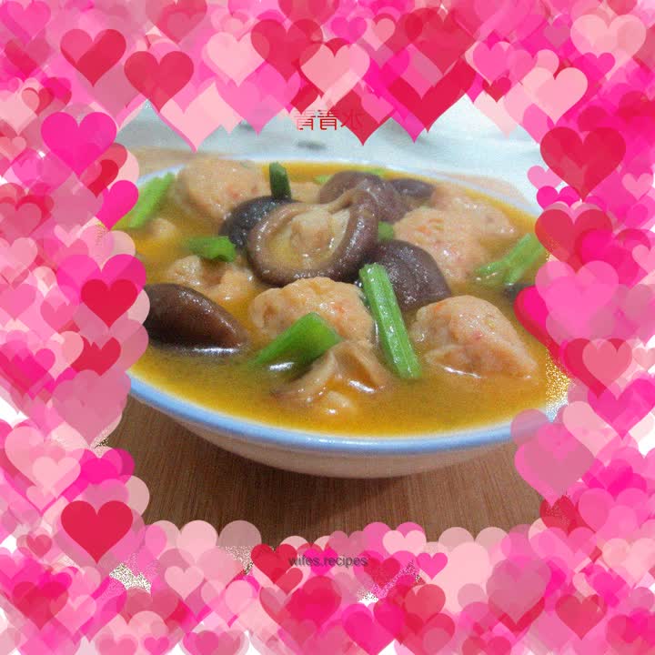 Curry meatballs and boiled mushrooms