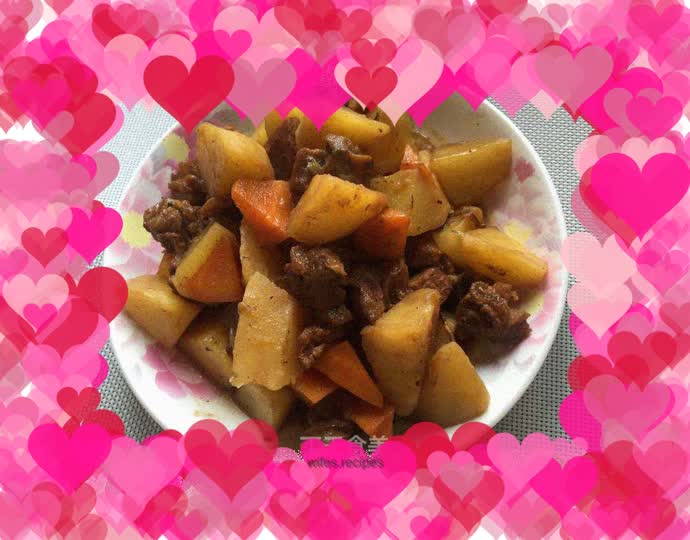 Beef stew with carrots and potatoes