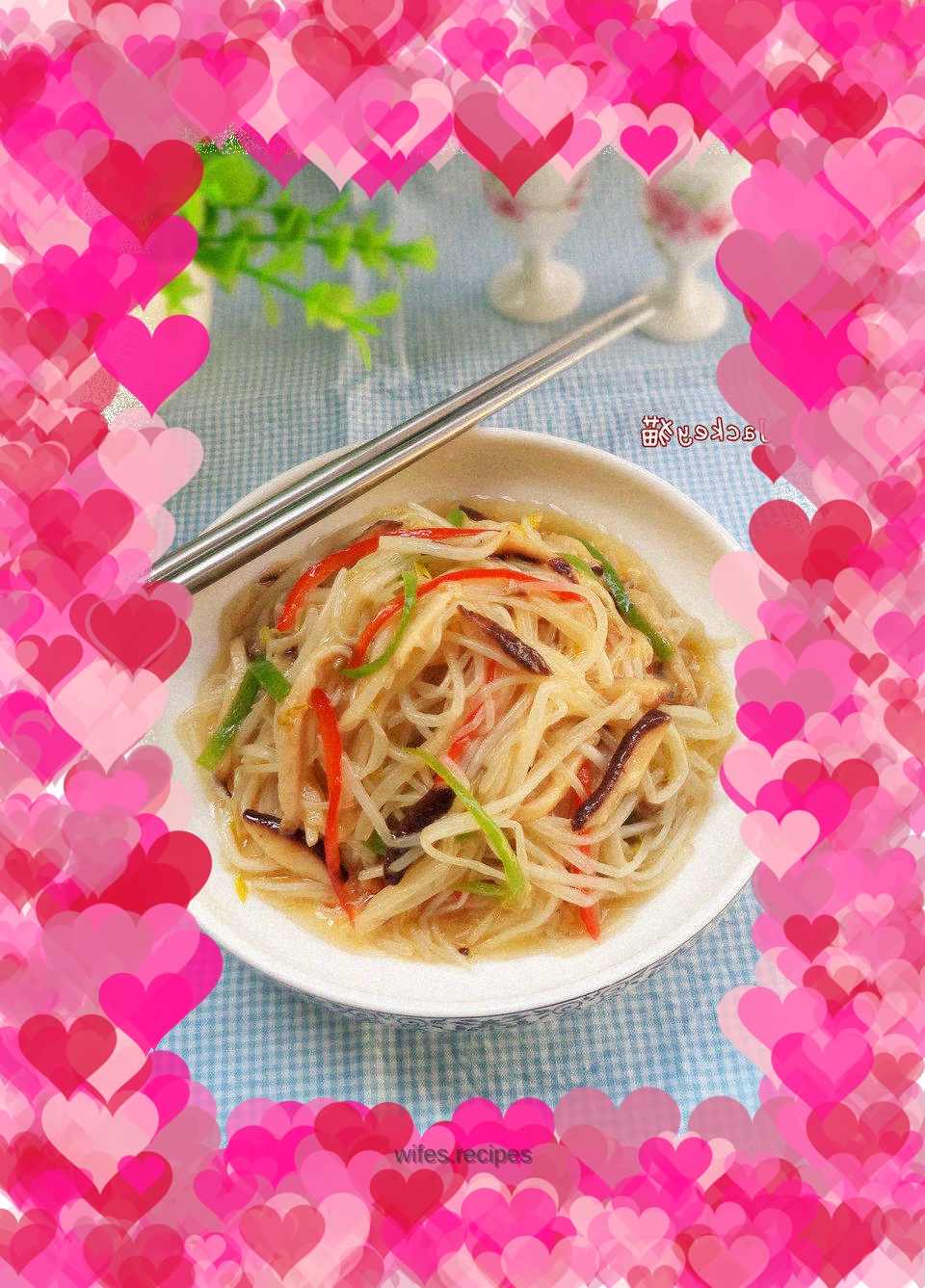Stir-fried silver sprouts with fresh mushrooms