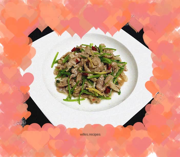 Stir-fried shredded pork with coriander