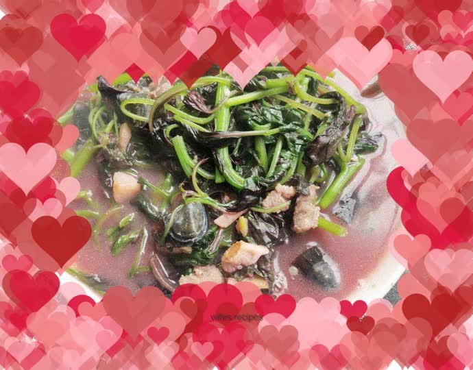 Preserved egg and amaranth stew