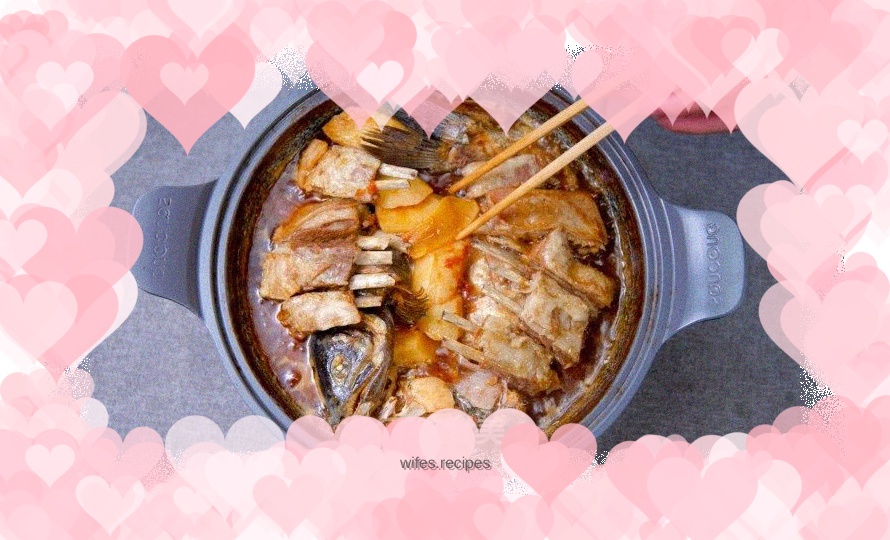 Fresh fish and mutton with eyebrows removed