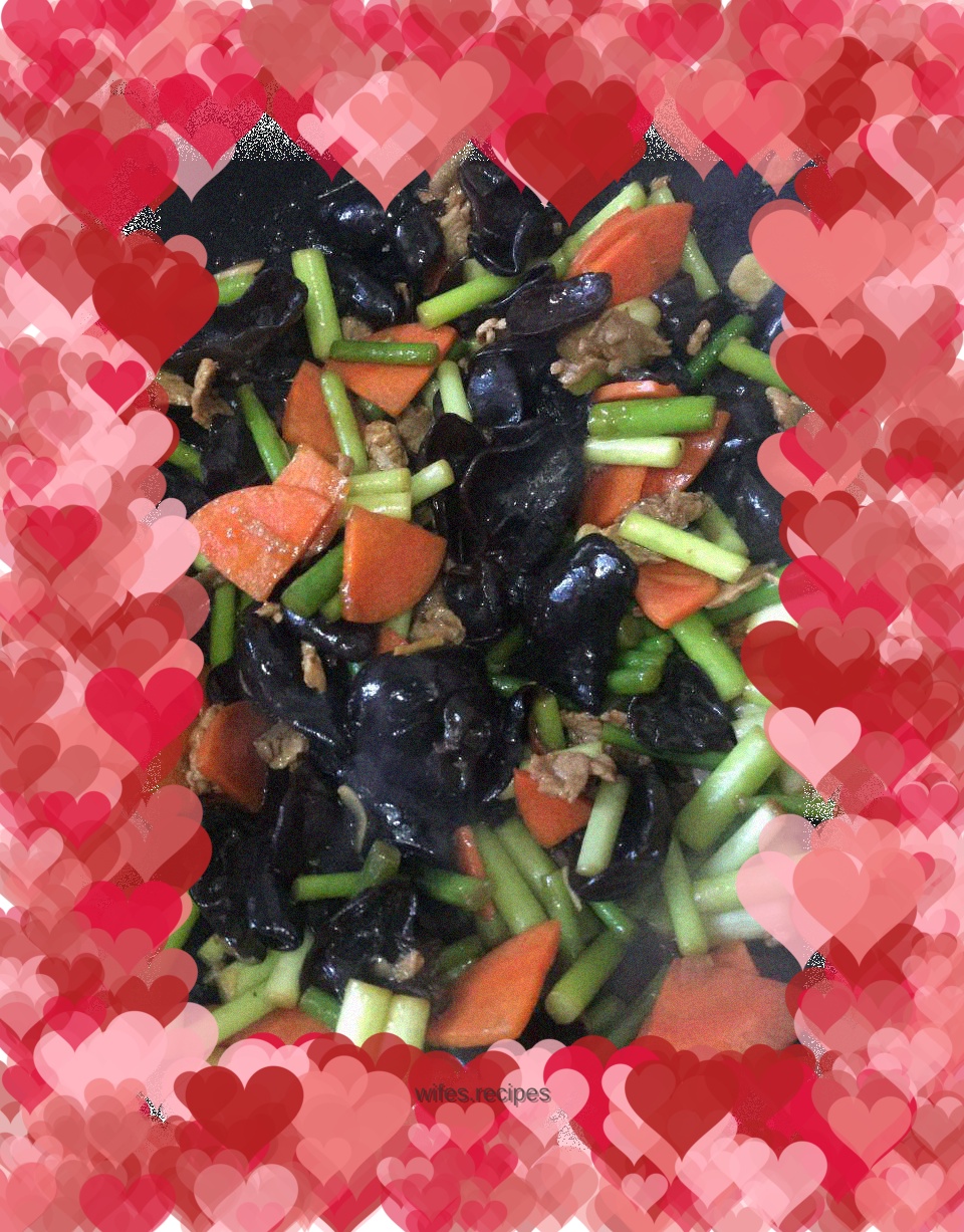 Stir-fried fungus with garlic