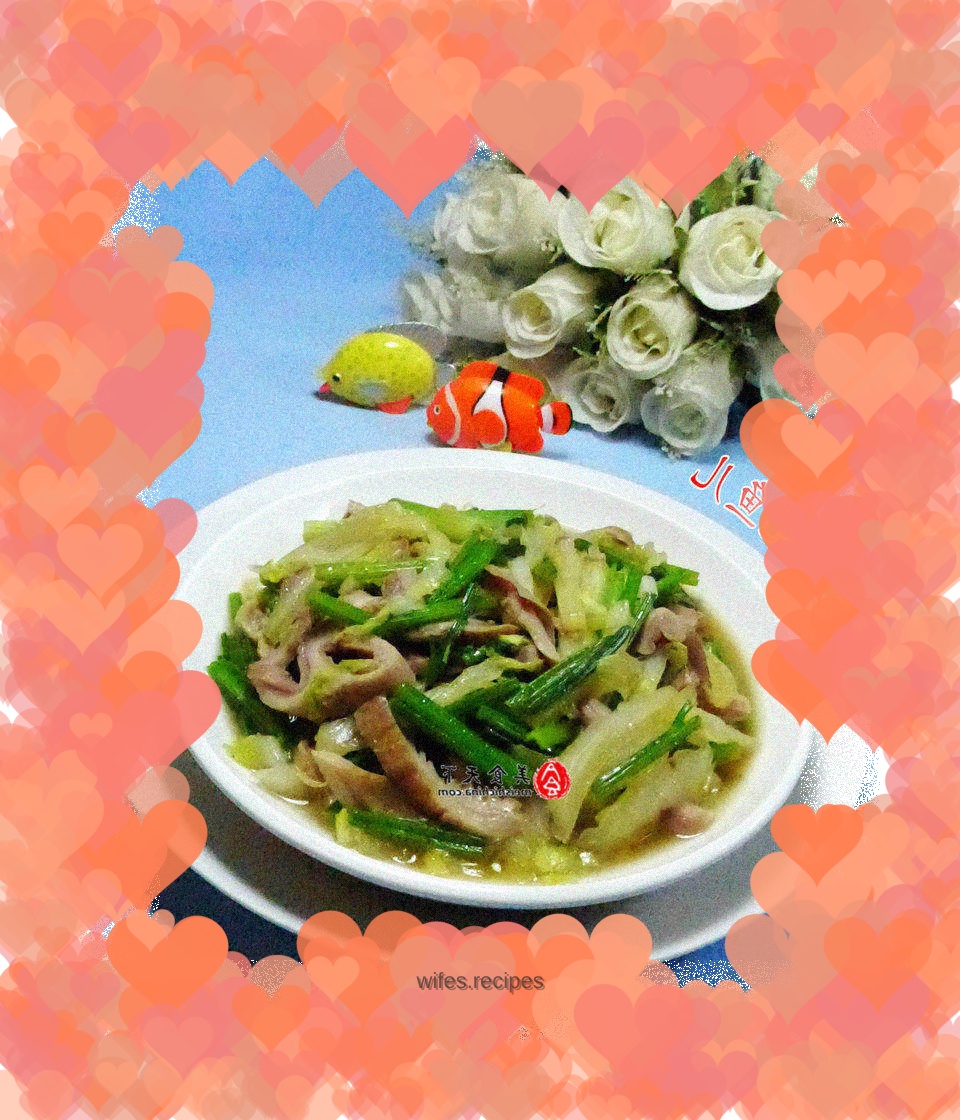 Stir-fried cabbage with celery and pork belly