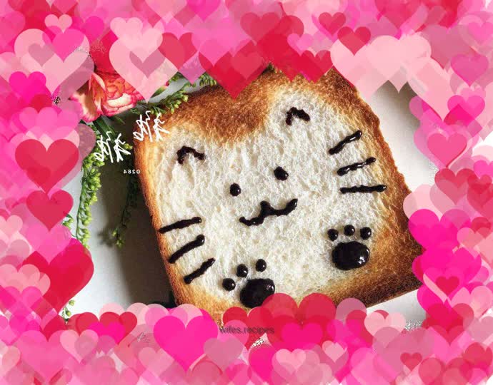 Toast with various shapes