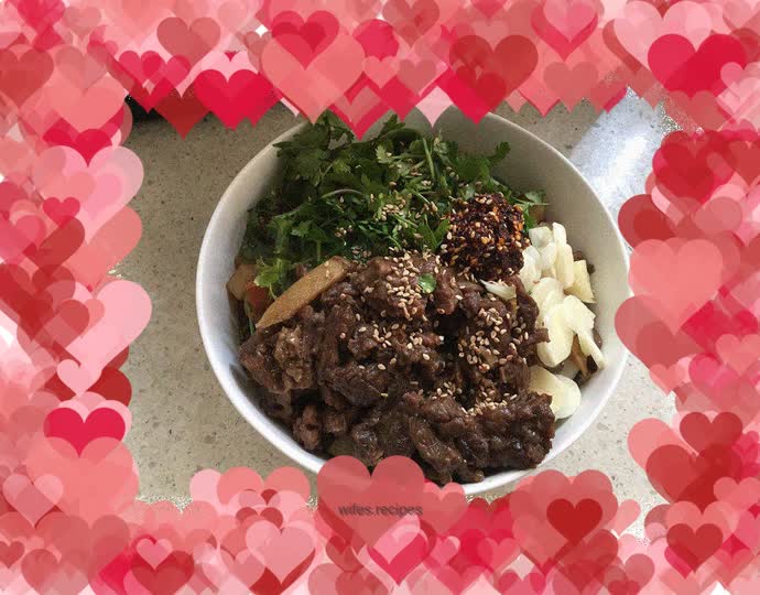 Spinach and Beef Noodles